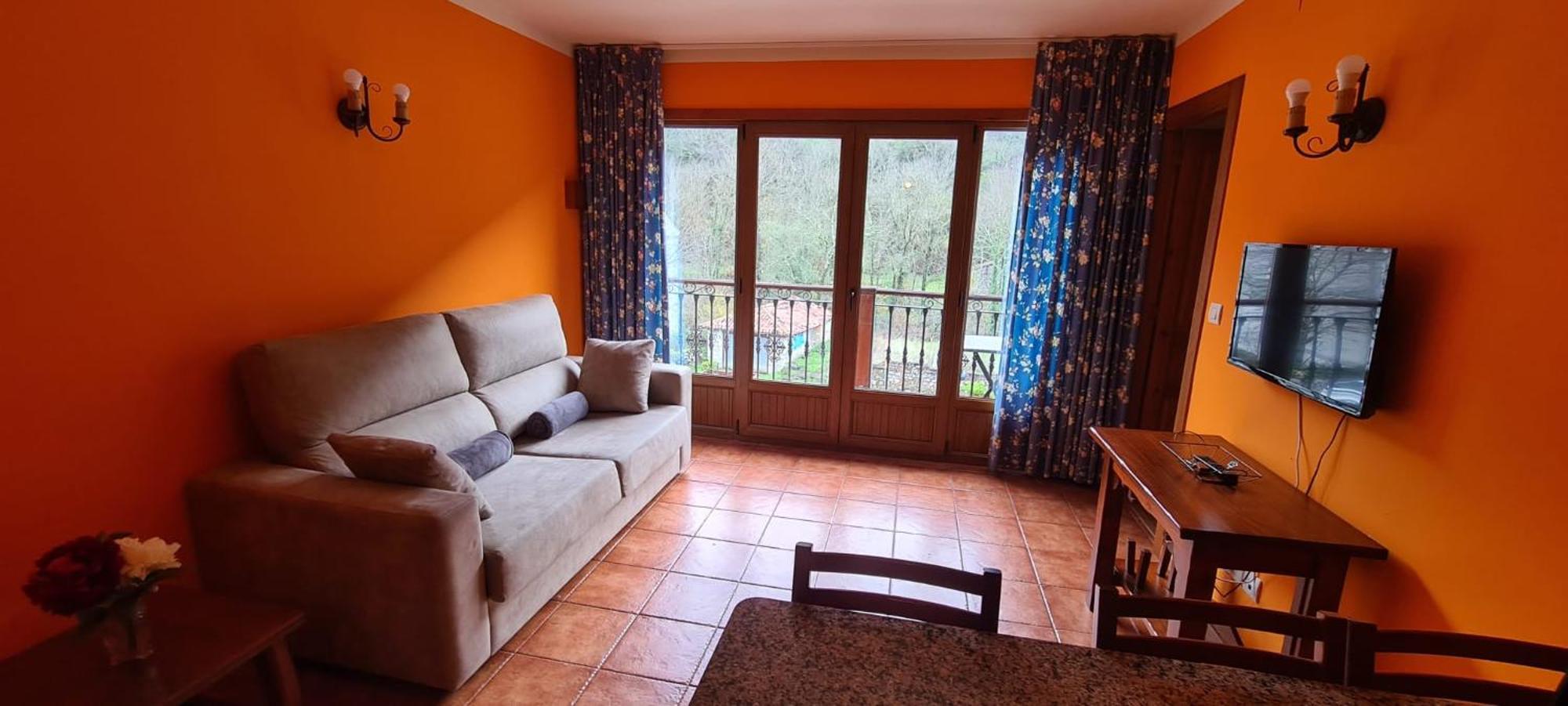 Apartamentos La Corona - Cabrales Carrena de Cabrales Εξωτερικό φωτογραφία
