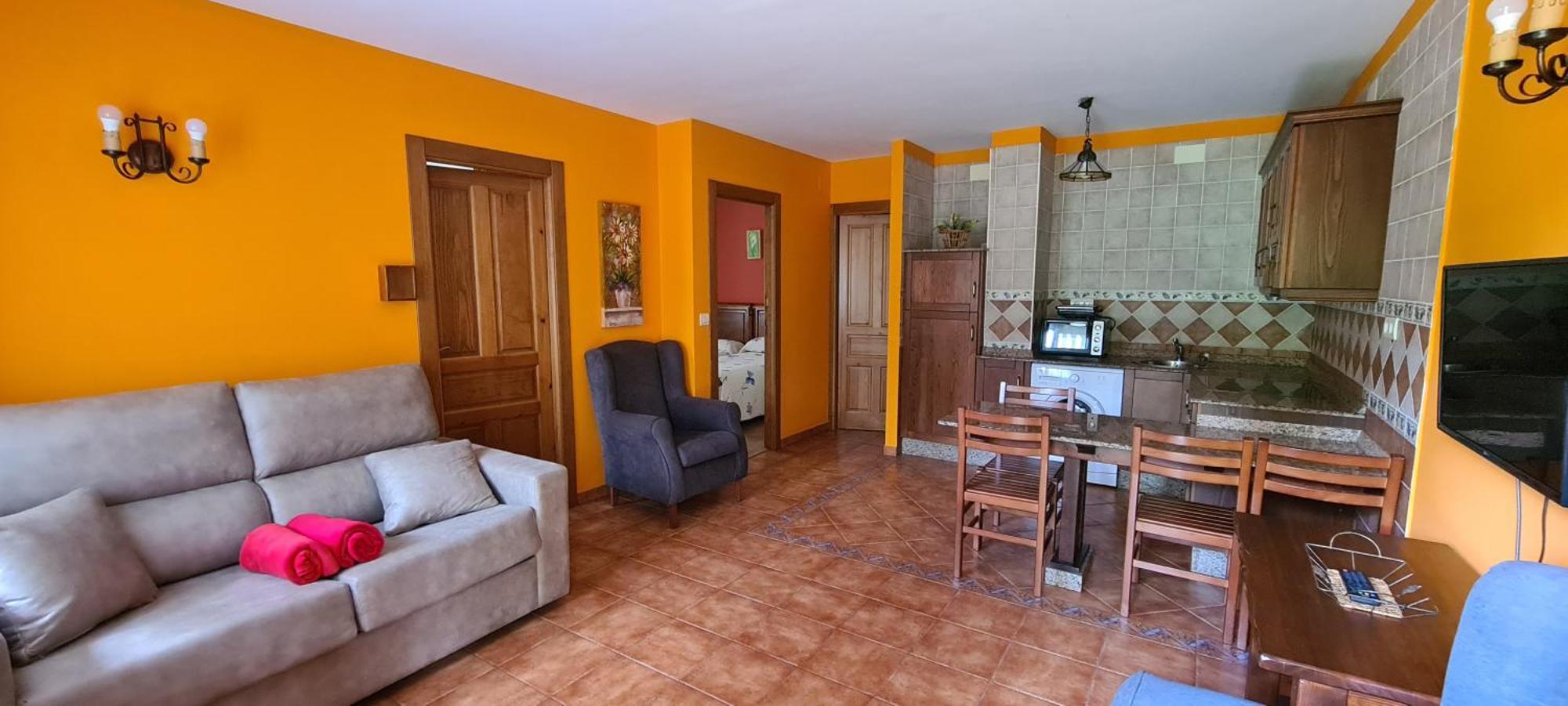 Apartamentos La Corona - Cabrales Carrena de Cabrales Εξωτερικό φωτογραφία