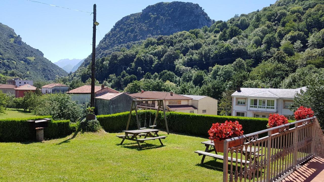 Apartamentos La Corona - Cabrales Carrena de Cabrales Εξωτερικό φωτογραφία