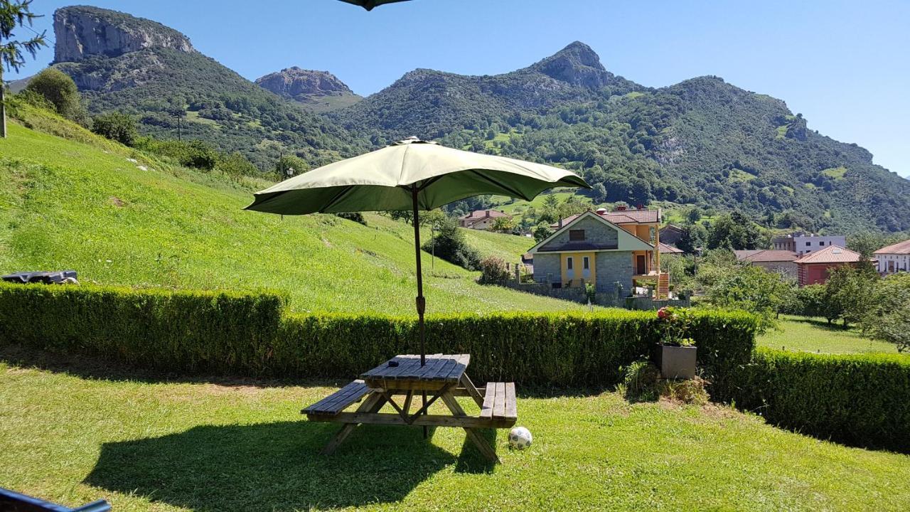 Apartamentos La Corona - Cabrales Carrena de Cabrales Εξωτερικό φωτογραφία