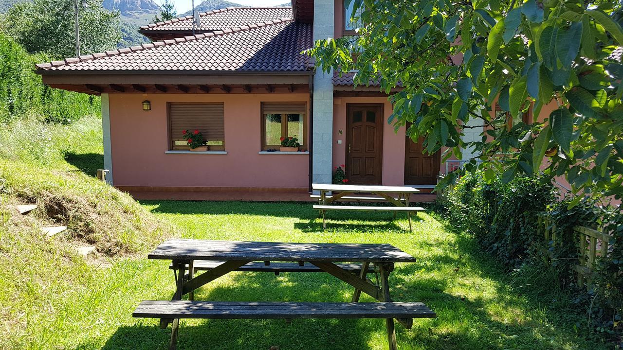 Apartamentos La Corona - Cabrales Carrena de Cabrales Εξωτερικό φωτογραφία