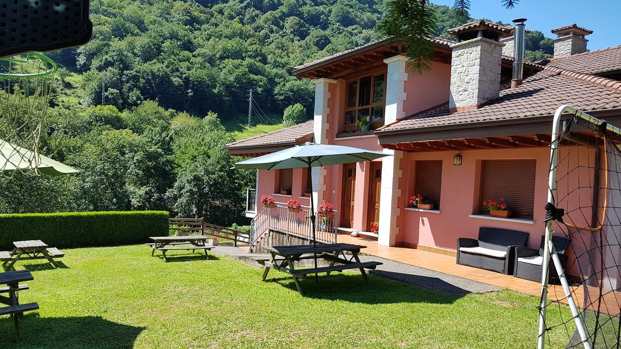 Apartamentos La Corona - Cabrales Carrena de Cabrales Εξωτερικό φωτογραφία
